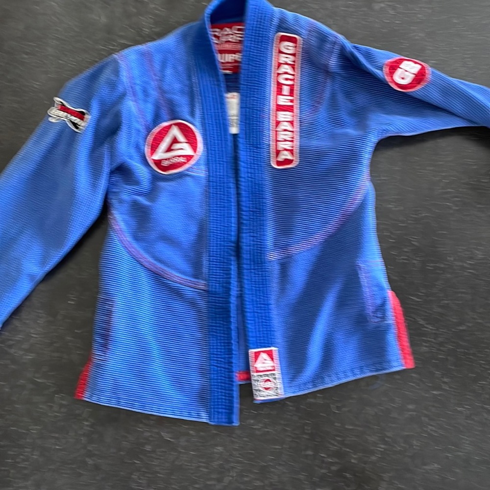 Gracie Barra Y5 sized Gi
